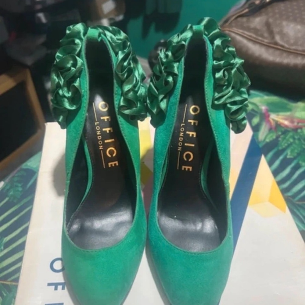 Office Green Ruffled Heels - Picture 5 of 5